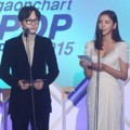 Lee Dong Hwi dan Lee Tae Im di Gaon Chart K-Pop Awards 2016