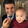 Rafathar Sempat Digendong Awak Penerbangan