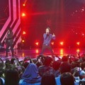 Slank Nyanyikan Lagu 'I Miss You but I Hate You' di Mega Konser Fantastic Four