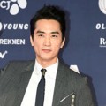 Song Seung Heon di Pink Carpet Style Icon Asia 2016