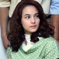 Chelsea Islan Saat Jumpa Pers Film 'Rudy Habibie'