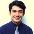 Reza Rahadian di Jumpa Pers Film 'Rudy Habibie'