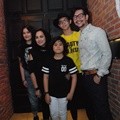 Keluarga Ferry Salim Hadiri Premier Film 'Beauty and The Best'