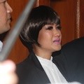 Julia Perez Jalani Sidang Perdana Perceraian