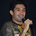 Reza Rahadian di Konferensi Pers Film 'My Stupid Boss'