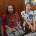 Dewi Rezer Ditemui di PN Jakarta Selatan