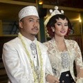 Ari Pujianto dan Ratu Felisha Usai Akad Nikah