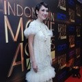 Bunga Citra Lestari Hadir di Indonesia Movie Actors Awards 2016