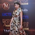 Julie Estelle Hadir di Indonesia Movie Actors Awards 2016
