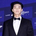 Park Seo Joon di Red Carpet Baeksang Art Awards 2016