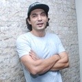 Abimana Aryasatya di Konferensi Pers Film 'Warkop DKI Reborn'