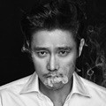 Lee Byung Hun di Majalah Dazed and Confused Edisi Januari 2016