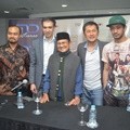 Konferensi Pers Pembajakan Film 'Rudy Habibie'