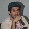 Reza Rahadian di Konferensi Pers Pembajakan Film 'Rudy Habibie'