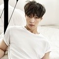 Lay EXO di Majalah W Edisi Juli 2016