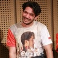 Reza Rahadian di Press Screening Film '3 Srikandi'
