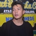 Dirly Ditemui di Kediaman Mike Mohede