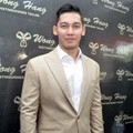Samuel Zylgwyn Fitting Jas Jelang Pernikahan