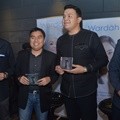 Tulus Rilis Album 'Monokrom'