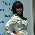 Krisdayanti di Konferensi Pers HUT SCTV ke-26