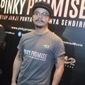 Derby Romero di Perilisan Trailer, Poster dan Soundtrack Film 'Pinky Promise'