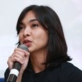 Tika Bravani Hadiri Konferensi Pers Film 'Athirah'