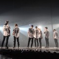 Member EXO Saat Berbincang dengan EXO-L Bangkok
