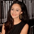 Brianna Simorangkir di Jumpa Pers Album 'Born to Be Singer'