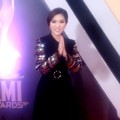 Isyana Sarasvati Hadir di AMI Awards 2016