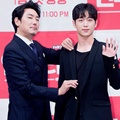Jo Jin Woong dan Seo Kang Joon di Jumpa Pers Drama 'Entourage'