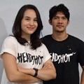 Chelsea Islan dan Iko Uwais di Event 'Headshot Goes to Binus University'