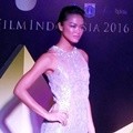 Kelly Tandiono Hadriri Festival Film Indonesia 2016