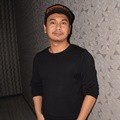 Raditya Dika di Konferensi Pers Film 'Hangout'