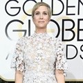 Kristen Wiig dengan Gaun Cantik dari Reem Acra