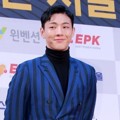 Ji Soo di Red Carpet Seoul Music Awards 2017