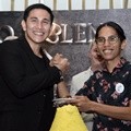 Vino Bastian dan Angga Dwimas Sasongko di Konferensi Pers Film 'Wiro Sableng 212'