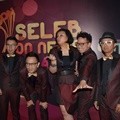 Project Pop Hadir di Seleb on News Awards 2017
