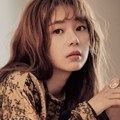 Baek Jin Hee di Majalah Singles Edisi Maret 2017