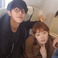 Nam Joo Hyuk dan Lee Sung Kyung Pamer Kemesraan Saat Bersama Pemeran Drama 'Weightlifting Fairy Kim Bok Joo'