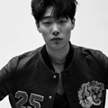Ryu Jun Yeol di Majalah Harper's Bazaar Edisi Februari 2017
