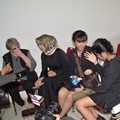 Swetlana Zein dan Kedua Putri Yana Zein Ditemui di Rumah Duka
