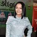 Siti Badriah Rilis Album Kompilasi 'Salam Religi'