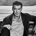 Pierce Brosnan di Majalah Esquire Edisi April 2017