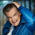 Pierce Brosnan di Majalah Esquire Edisi April 2017