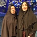 Dewi Sandra dan Tatjana Saphira di Acara Prolog Greatest Love Film 'Ayat-Ayat Cinta 2'