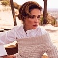 Rose Byrne di Majalah InStyle Edisi Agustus 2017
