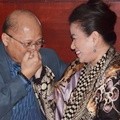 Mario Teguh dan Istri di Kantor Pengacara Elza Syarief
