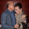 Mario Teguh dan Istri di Kantor Pengacara Elza Syarief