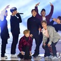 Lama tak manggung usai promosi comeback beberapa waktu lalu, iKON akhirnya memanjakan penggemar di panggung BOF 2017.