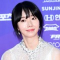 Lee Jung Hyun di Red Carpet Seoul Awards 2017